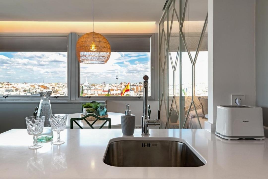 2 Bedrooms 1 Bathroom Furnished - Justicia - Incredible Views - Mintystay 马德里 外观 照片